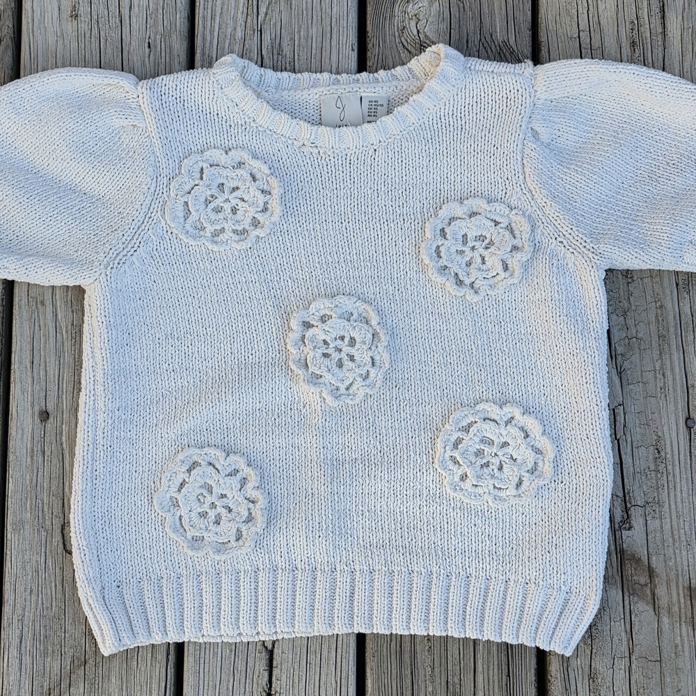 Elegant White Women's Sweater with Floral Accents
